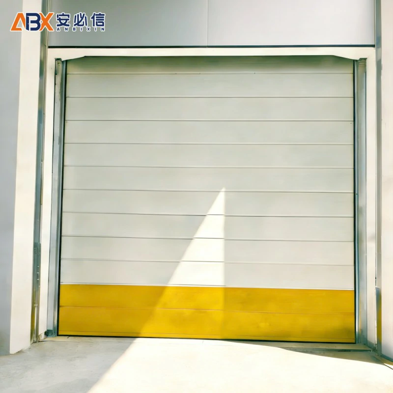 山南铝合金滑升门